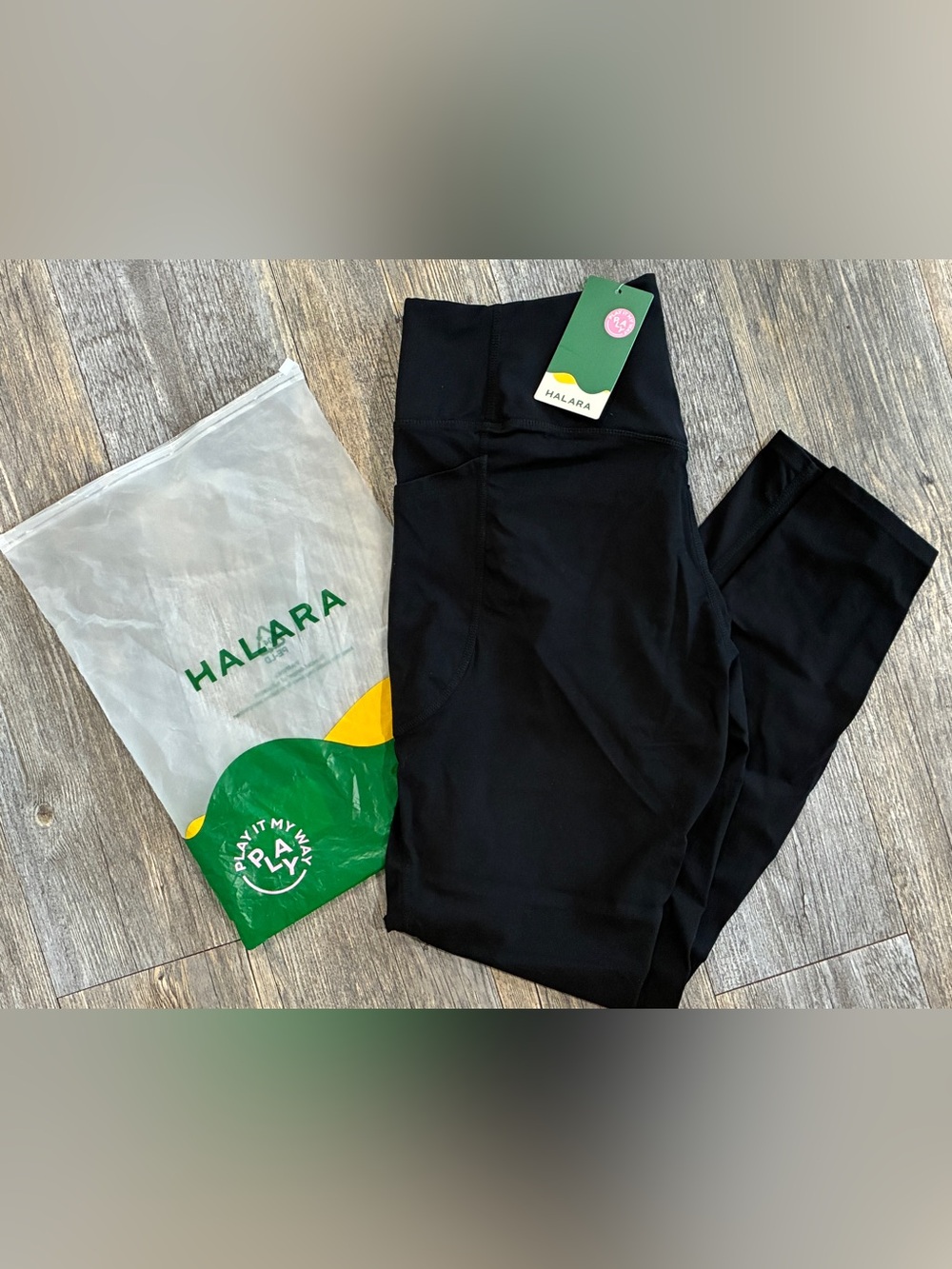 NWT Halara XL Full Length Leggings Black Pockets Athleisure Gym Pants Workout